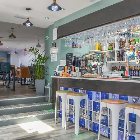 Holiday home Ryans Shepherd Hut - Uk43565 *