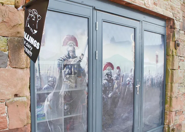 Ryans Shepherd Hut - Uk43565 * Bowness-on-Solway